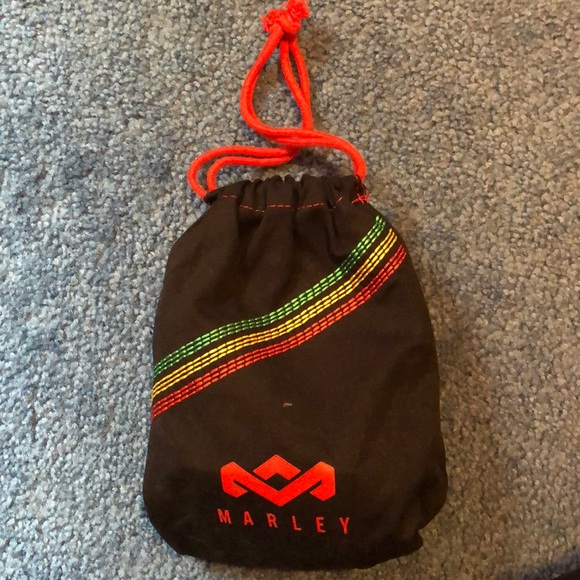 Bob Marley Headphones - Picture 5 of 5